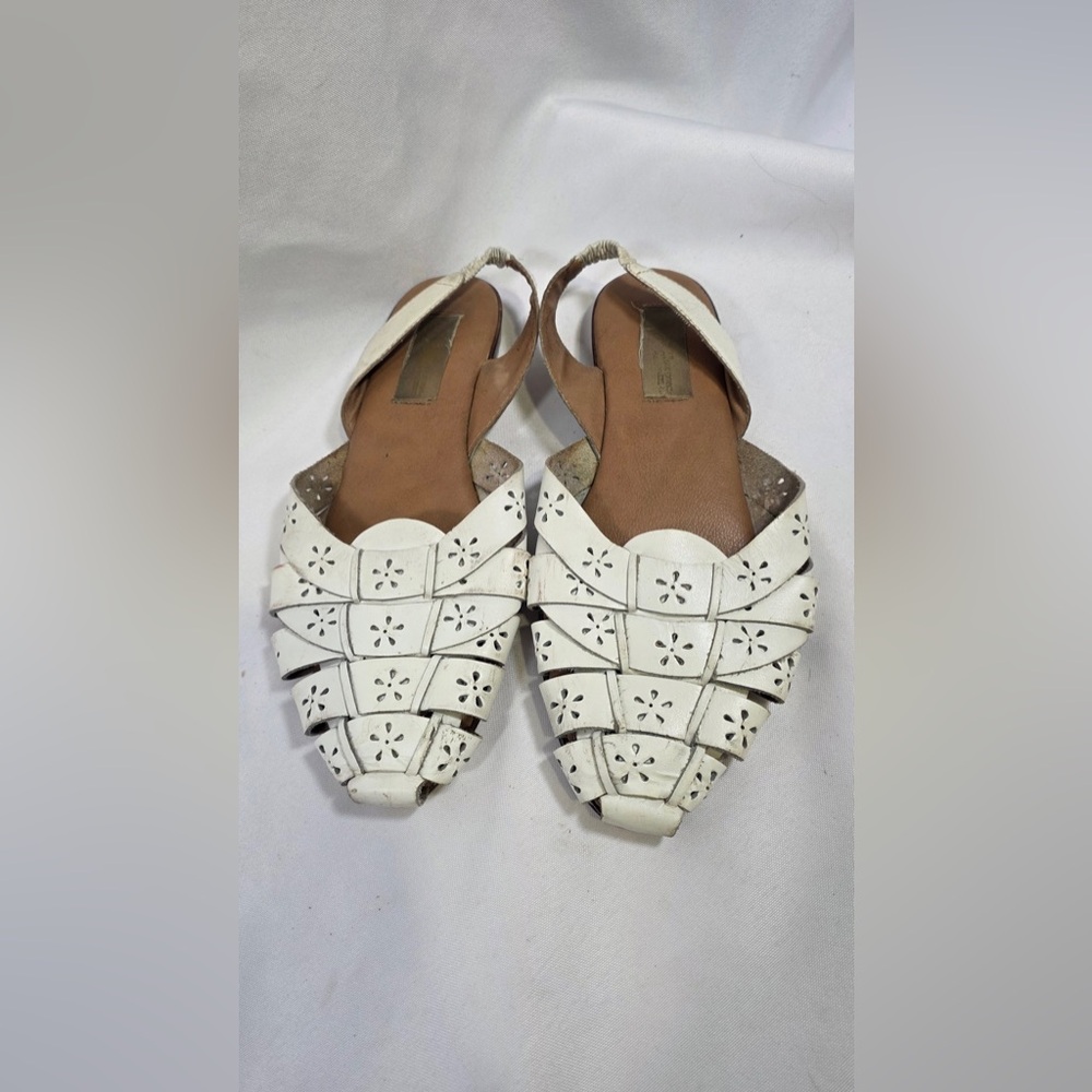 Vintage White Floral Leather Sandals Made Is Brazil Women’s Size 9